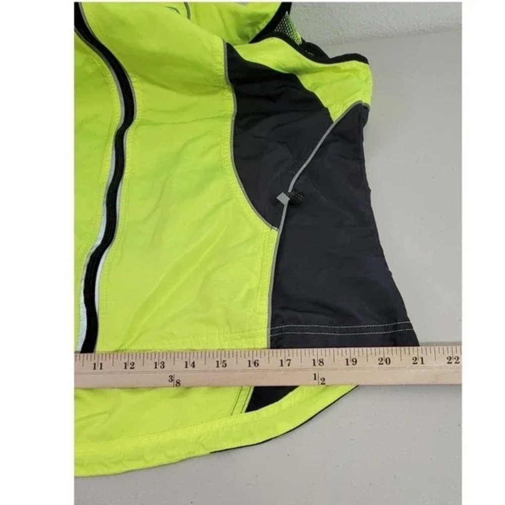 Brooks Neon Yellow Running Zip Up Vest Size Large - Picture 3 of 5